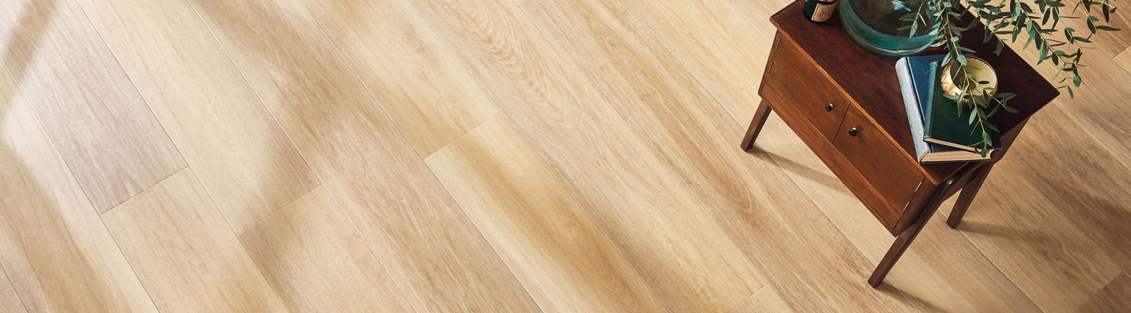 What is Karndean flooring?